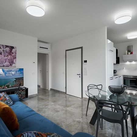 Villa Karolina Desenzano del Garda Eksteriør billede