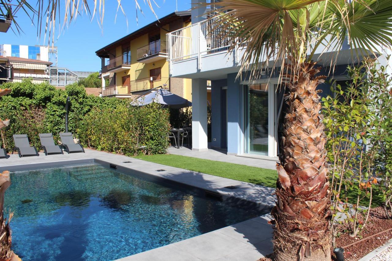 Villa Karolina Desenzano del Garda Eksteriør billede