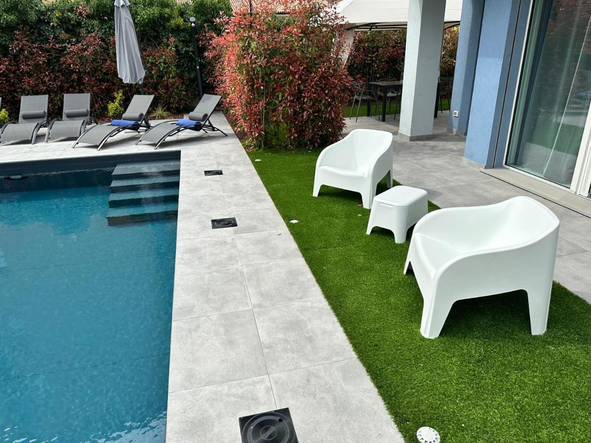 Villa Karolina Desenzano del Garda Eksteriør billede