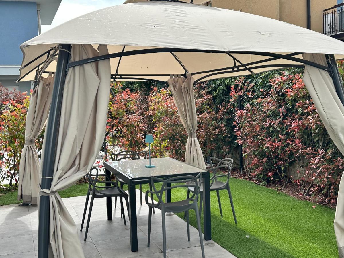 Villa Karolina Desenzano del Garda Eksteriør billede