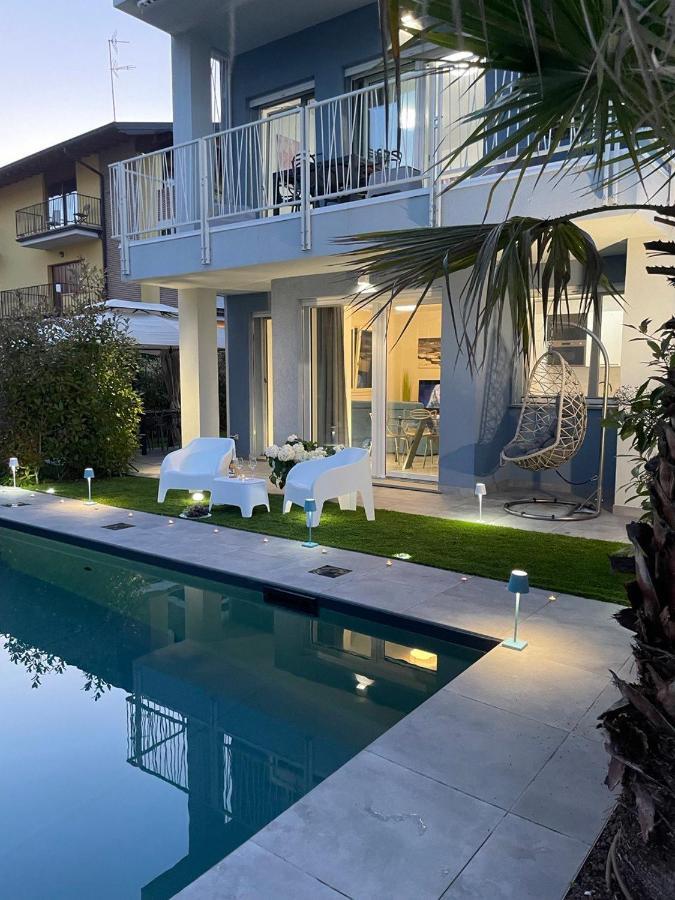 Villa Karolina Desenzano del Garda Eksteriør billede