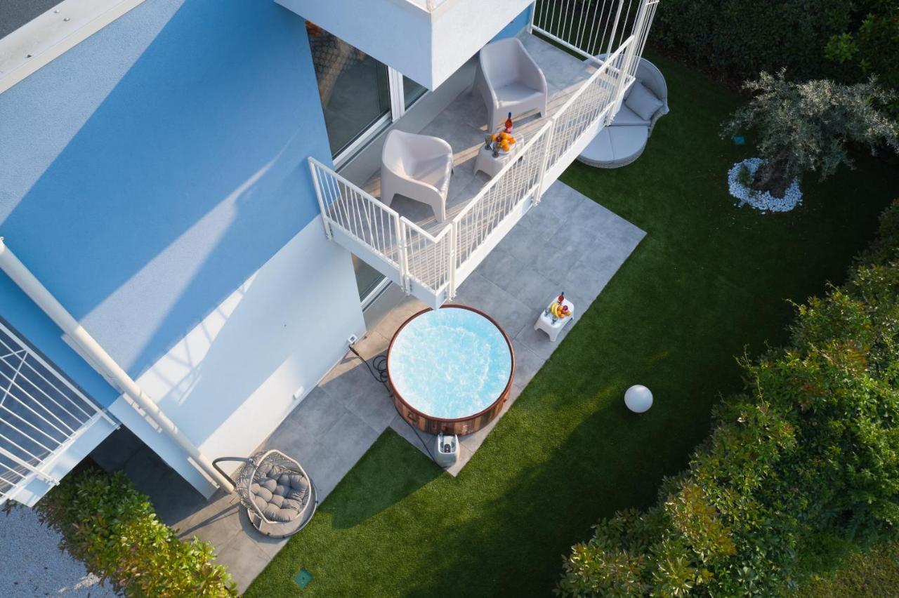Villa Karolina Desenzano del Garda Eksteriør billede