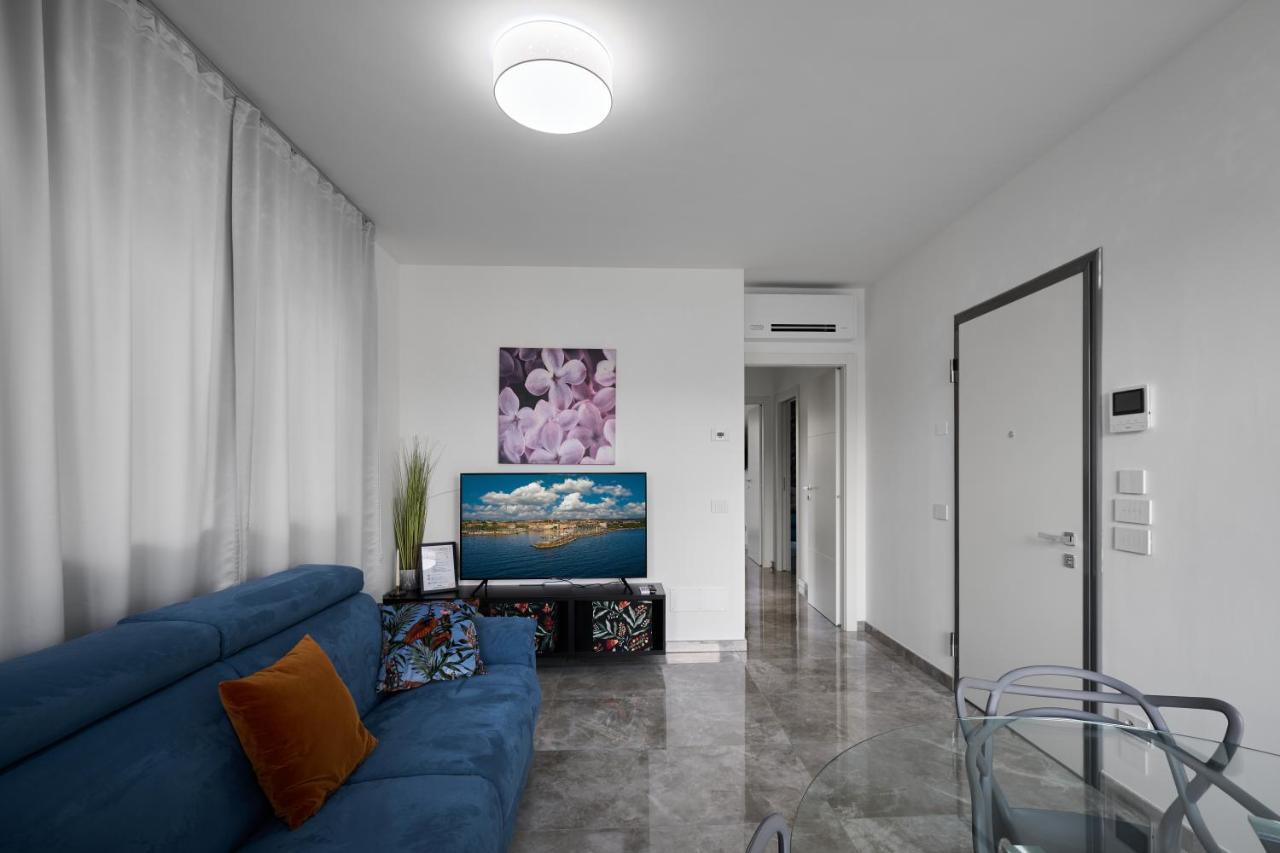 Villa Karolina Desenzano del Garda Eksteriør billede