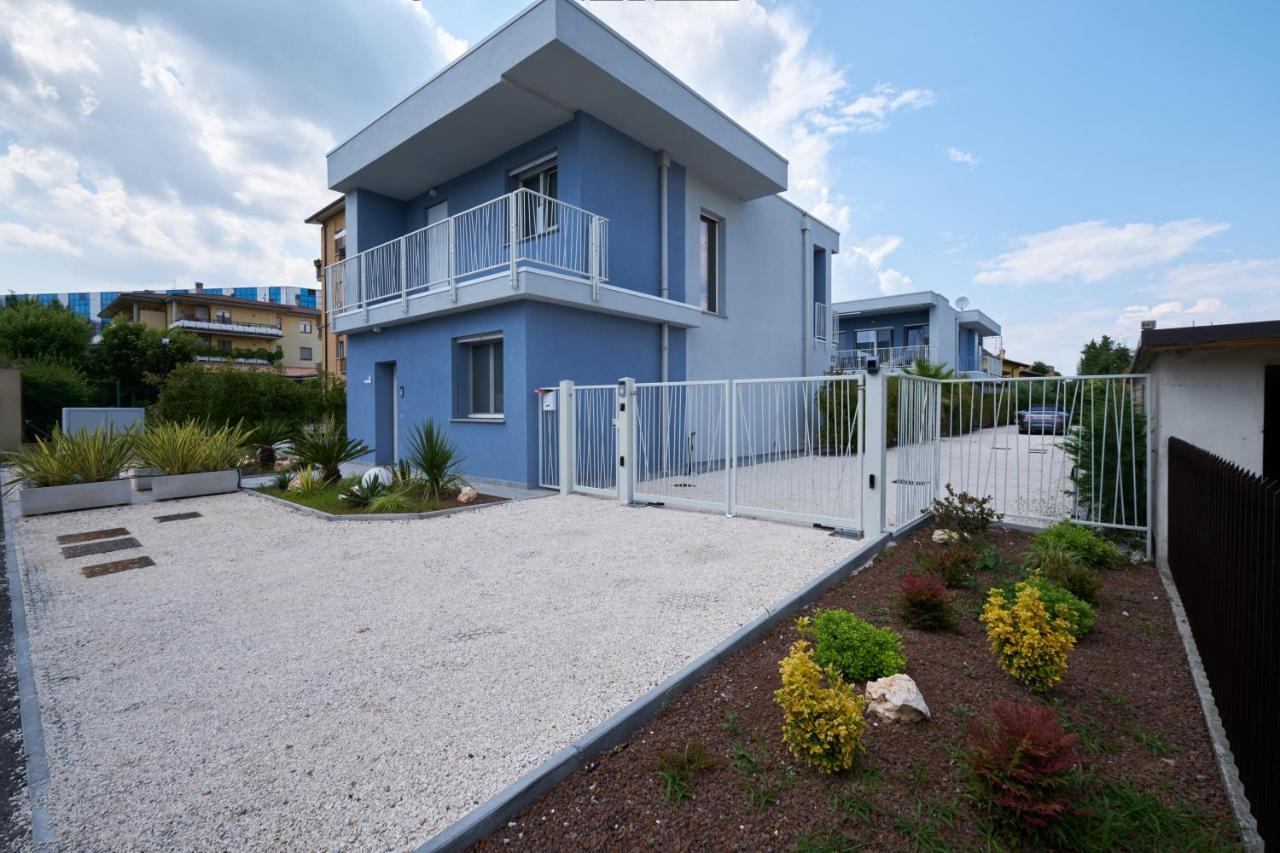 Villa Karolina Desenzano del Garda Eksteriør billede