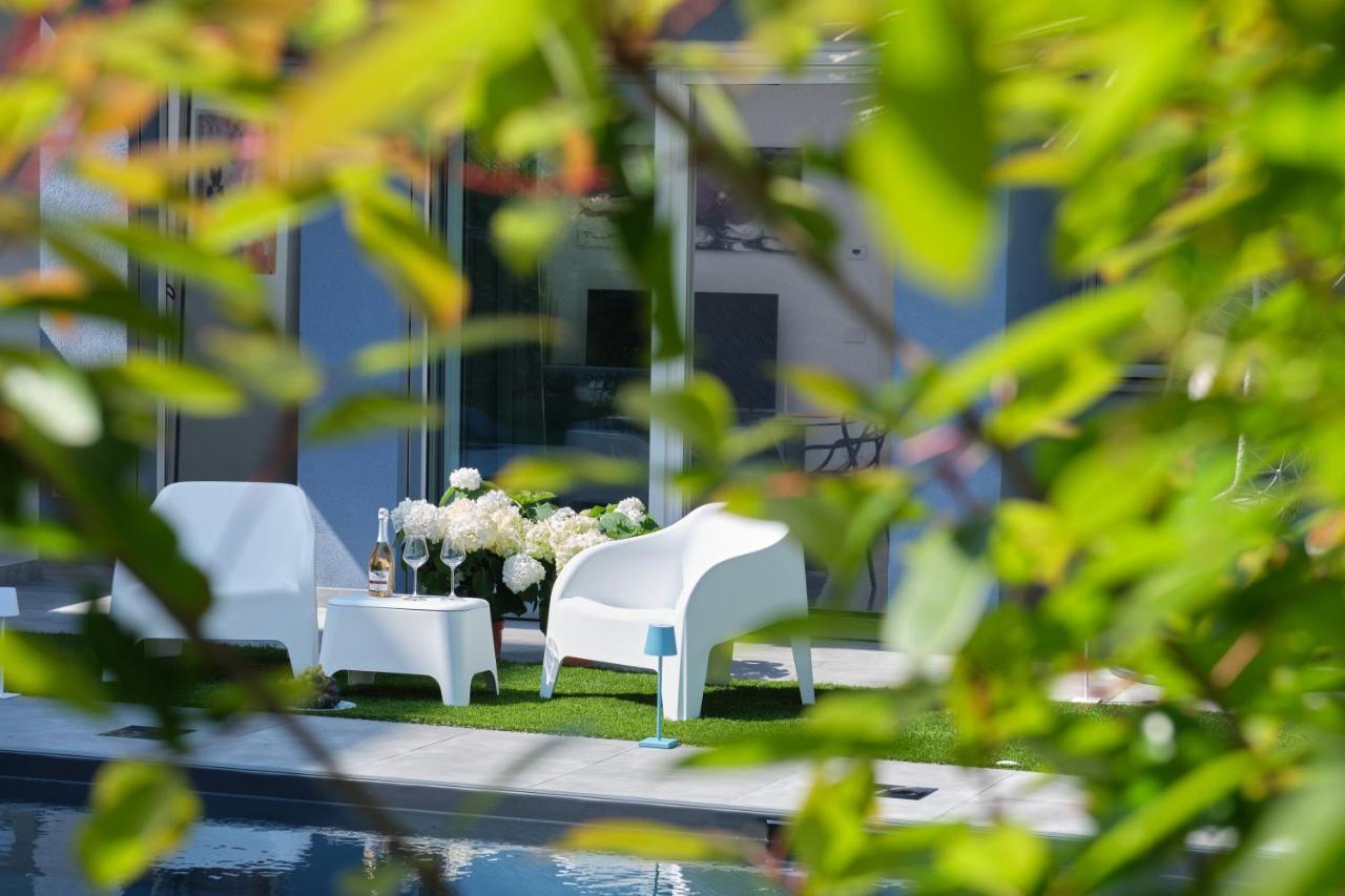 Villa Karolina Desenzano del Garda Eksteriør billede